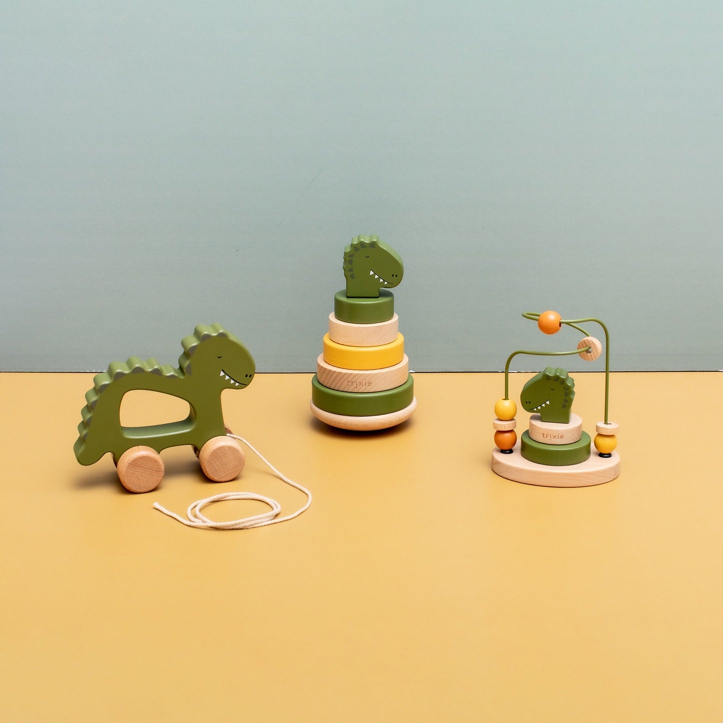 Baby Stapelturm TRIXIE aus Holz - grün