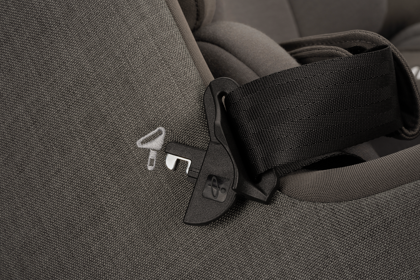 Nuna Pruu Kindersitz (360° Drehbar)