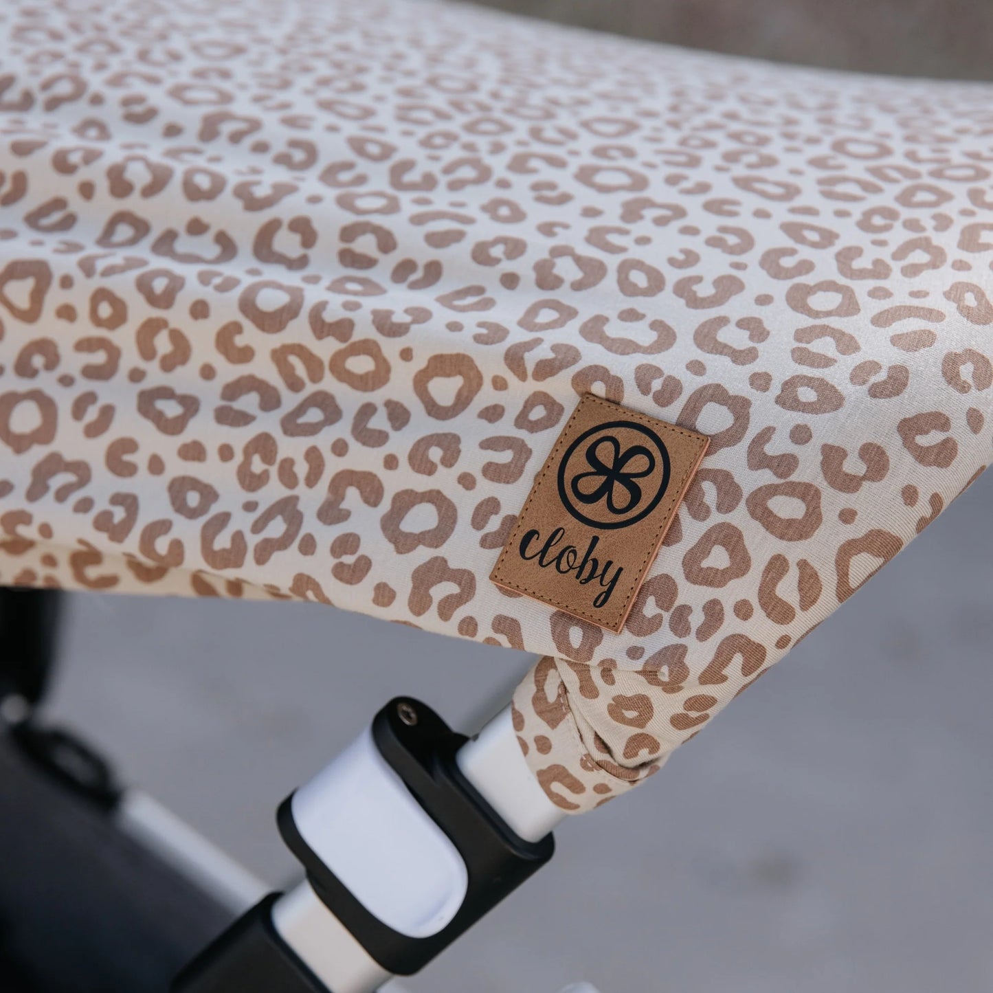 Cloby UV-Decke in Leopard Brown– UPF 50+
