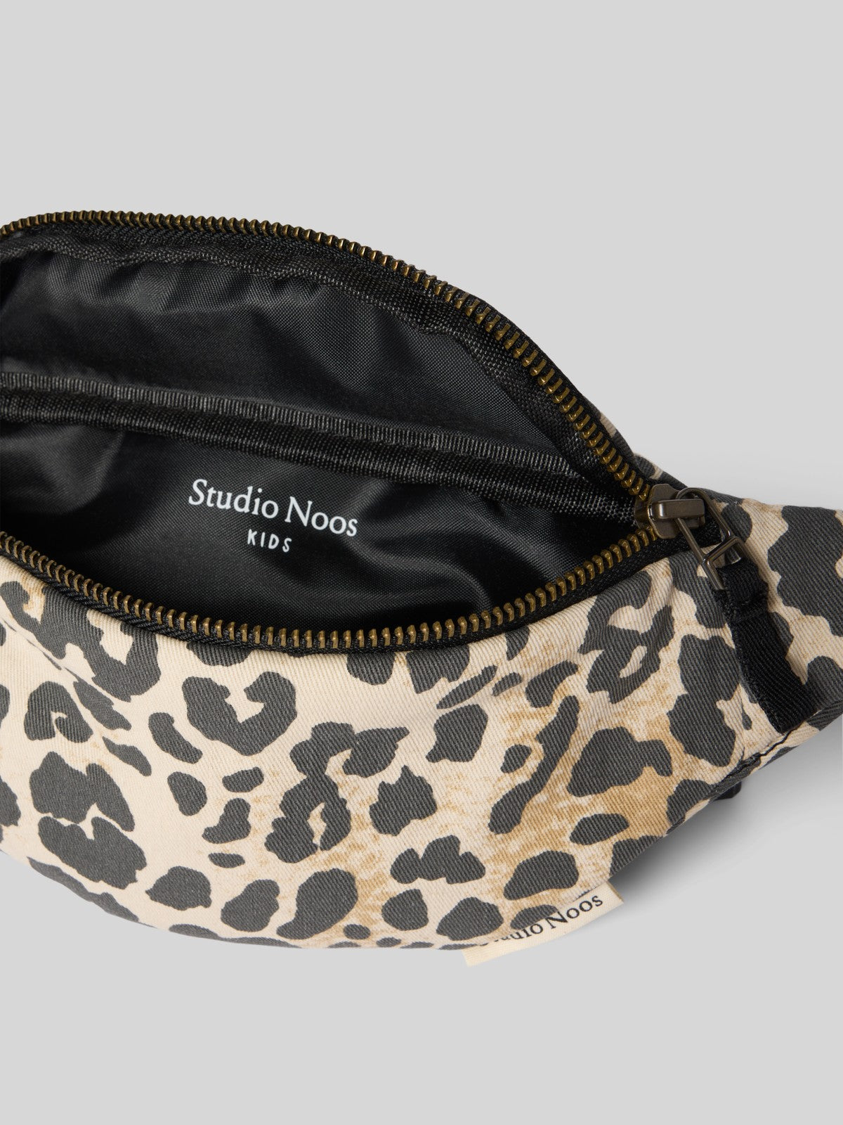 Studio Noos Holy Cow Puffy Mini Fannypack