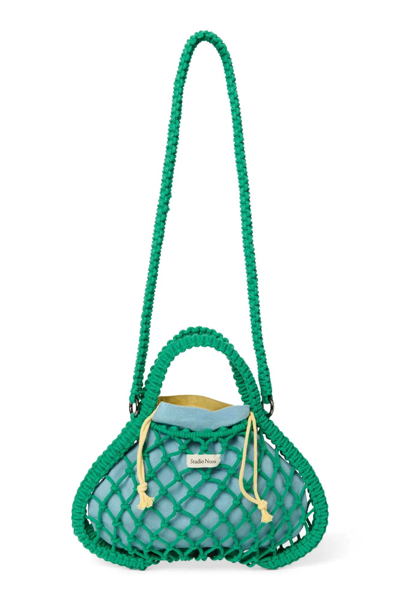 Studio Noos - Mini-Handtasche aus Makramee in Grün mit Wende-Inlay in Blau-Gelb