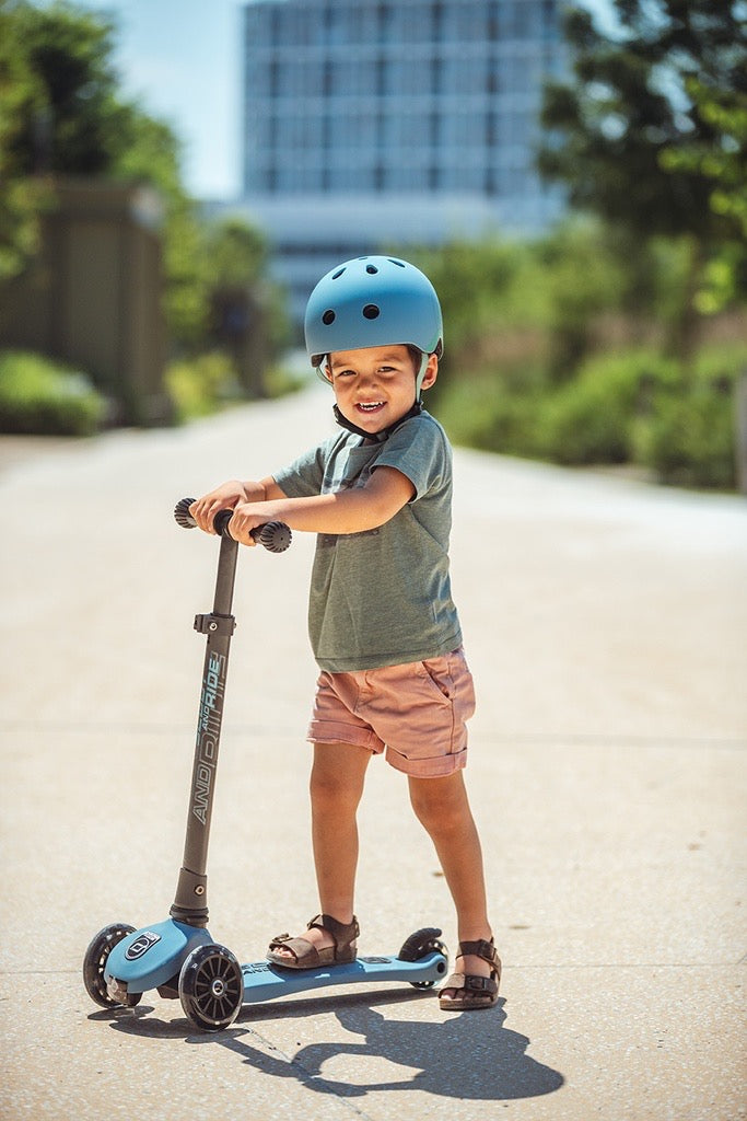 Scoot and Ride - Highwaykick 3 LED (Roller), steel, blau