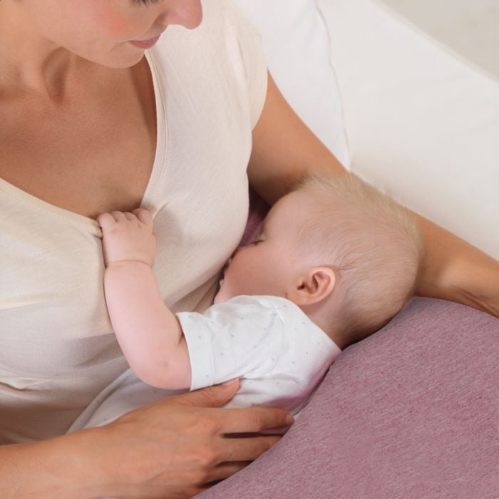 Der Bambusmond Kuschel- und Stillkissen | 155 Melange rosenholz