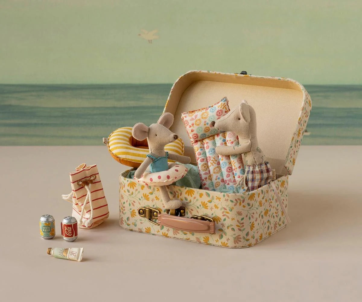 Maileg - Beach mouse with air mattress, Dad - Flower / Papa Maus mit Luftmatratze