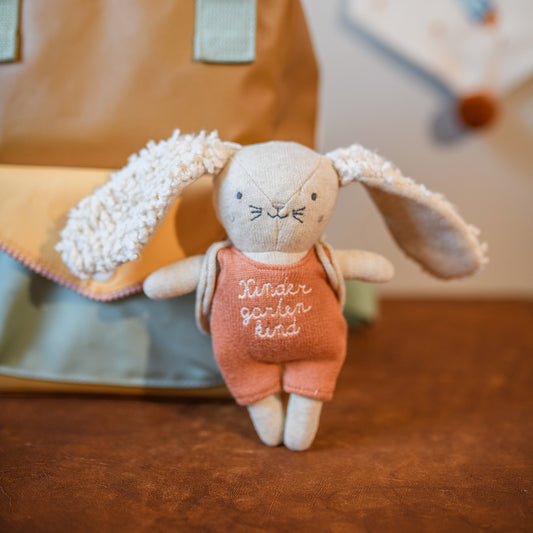 Ava & Yves - Hase Kindergartenkind, lachsfarben