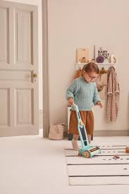 Kids Concept Holzstaubsauger