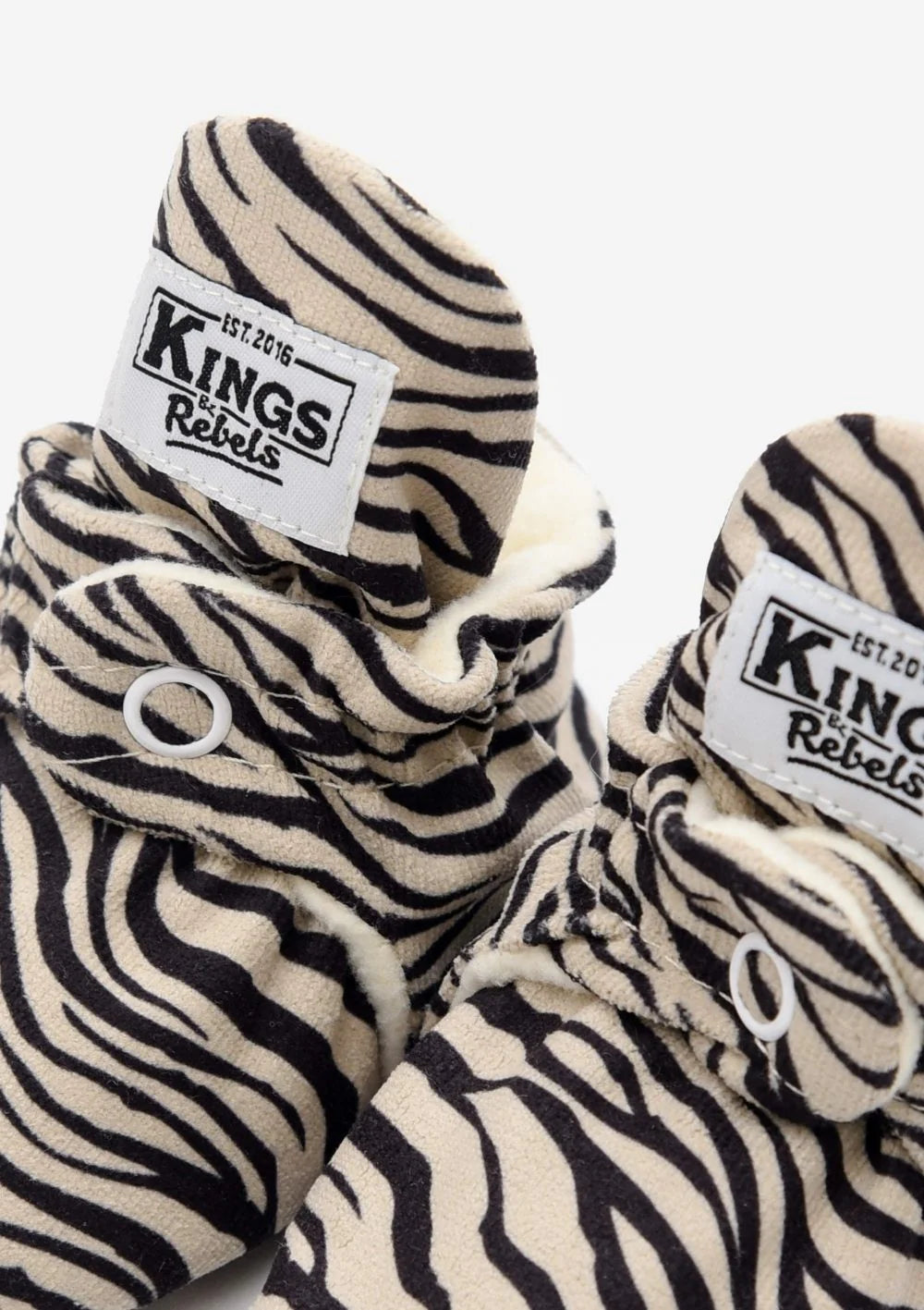 Kings & Rebels Zebra Edition Gamuza