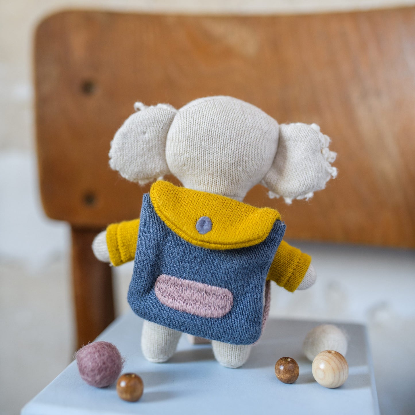Ava & Yves - Koala „Schulkind“ mit Schulranzen und Shirt in flieder/gelb Kuscheltier