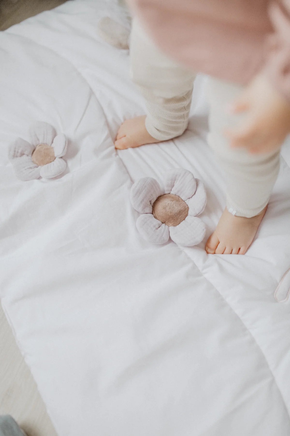 Leevje ACTIVITY DECKE 'BUTTERFLY' IN LIGHT PINK