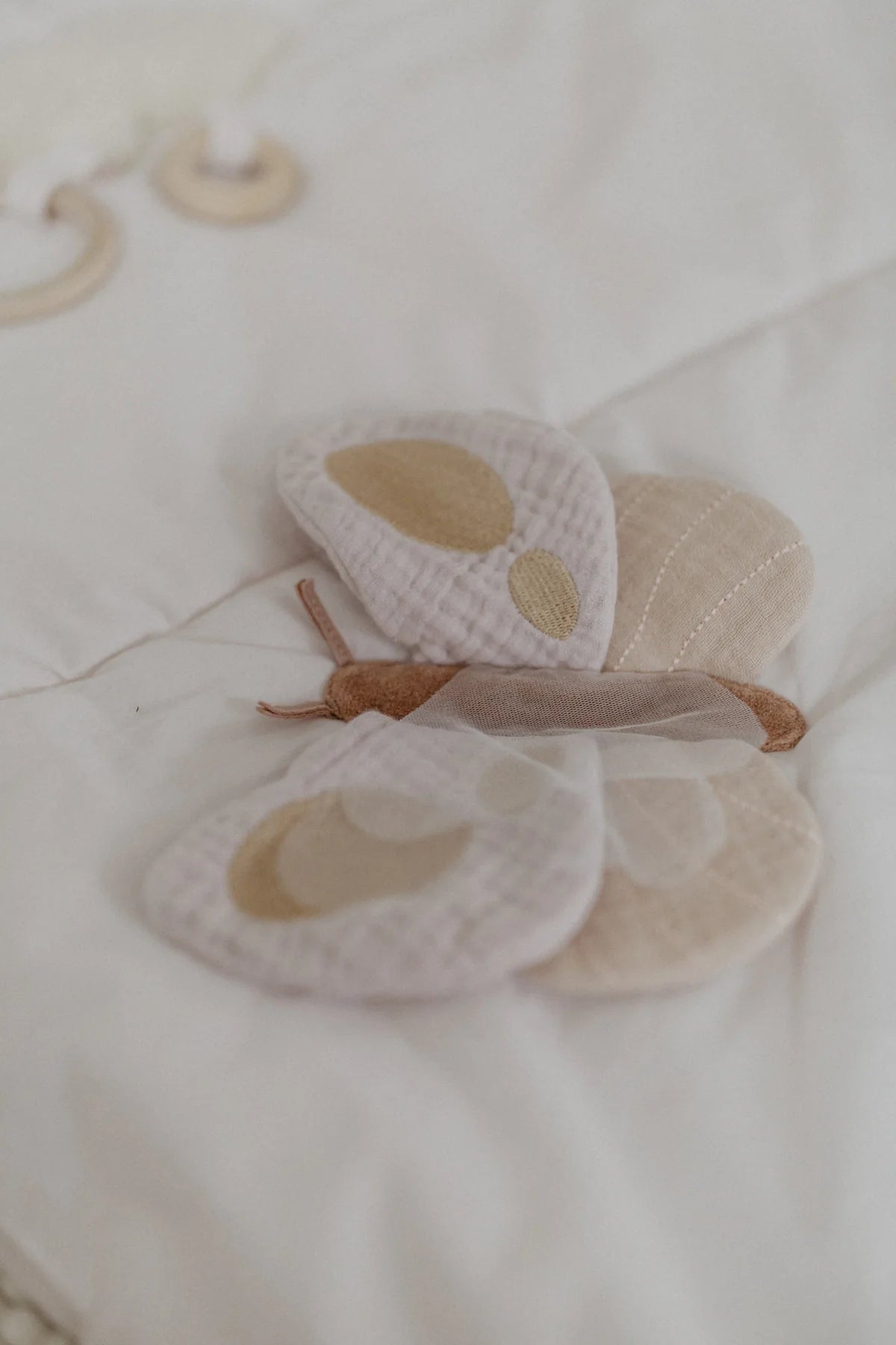 Leevje ACTIVITY DECKE 'BUTTERFLY' IN LIGHT PINK